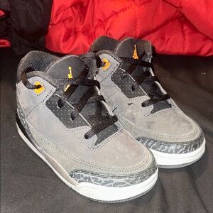 Jordan Retro 3s